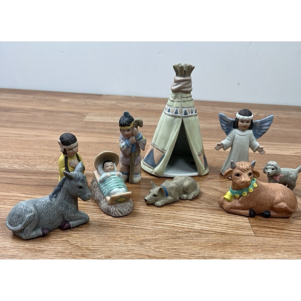 Vintage House of Lloyd Native American Teepee Christmas Nativity Scene Ceramic